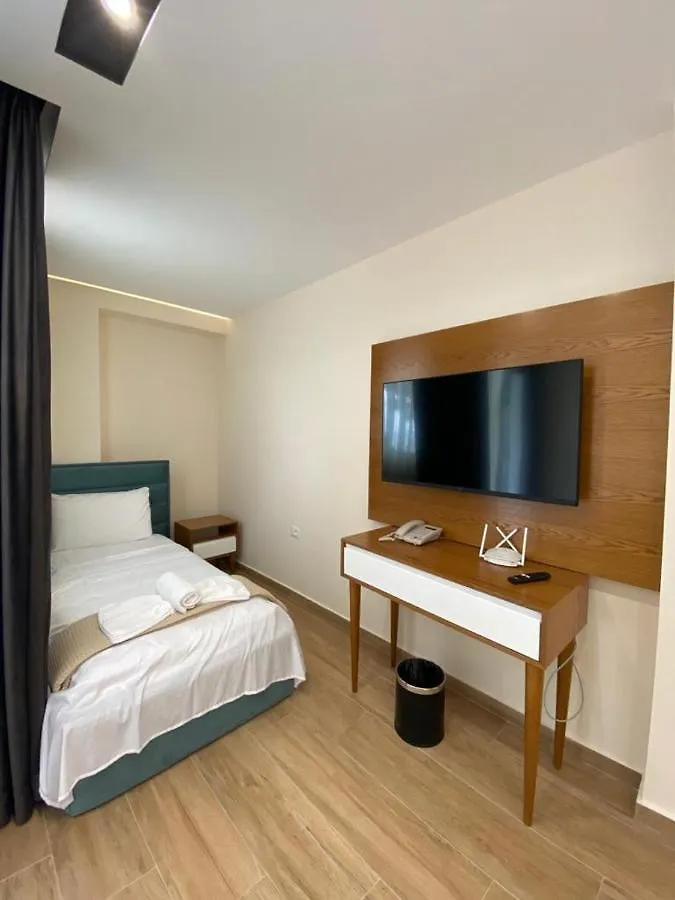 Milenium Hotel Shëngjin